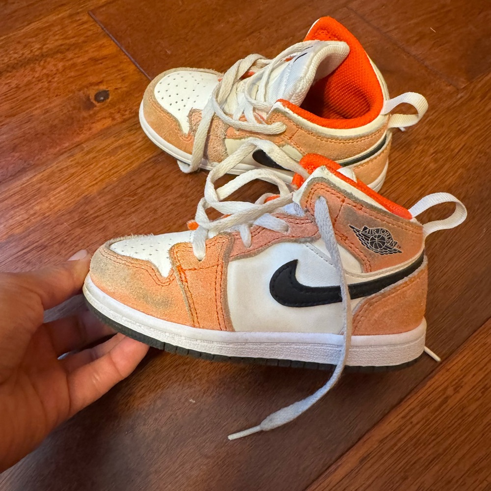 Toddler Jordan Mids